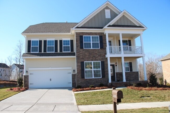 Building Photo - Beautiful move-in ready located in the Mil... Rental