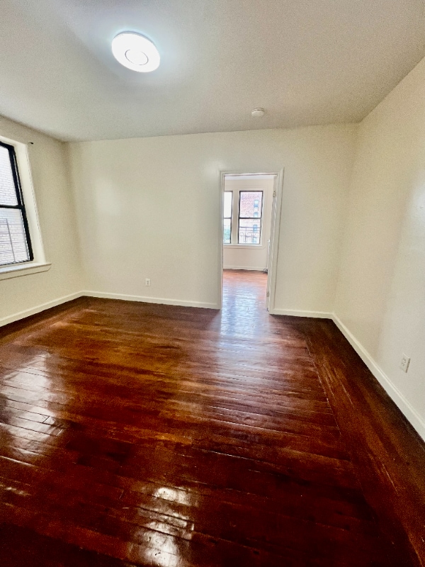 Photo - 358 Bergen Ave Unidad 3BR
