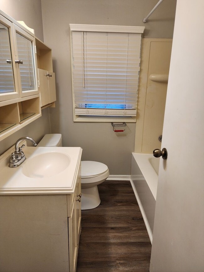 Photo - Nice 2 Bedroom