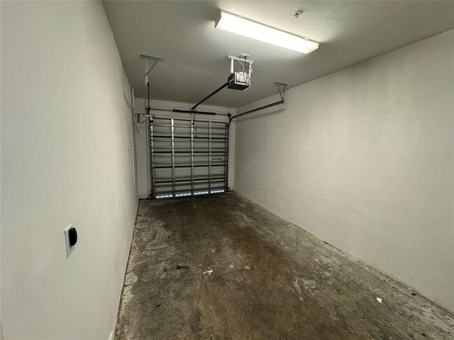 Photo - 2675 SW 81st Terrace
