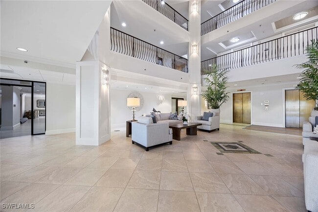 Building Photo - 520 S Collier Blvd Unit 1104