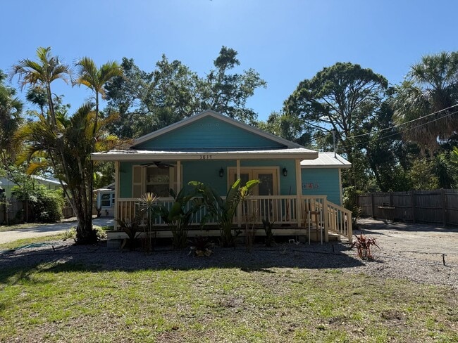3/2 Cottage Available! No deposit if quali... - 3/2 Cottage Available! No deposit if quali... House