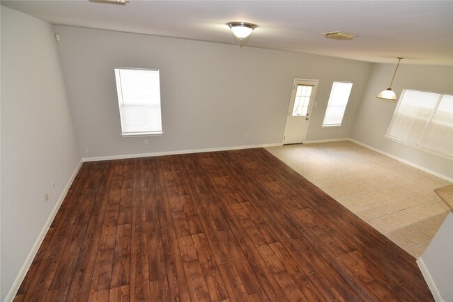 Photo - 6807 Turtlewood Dr