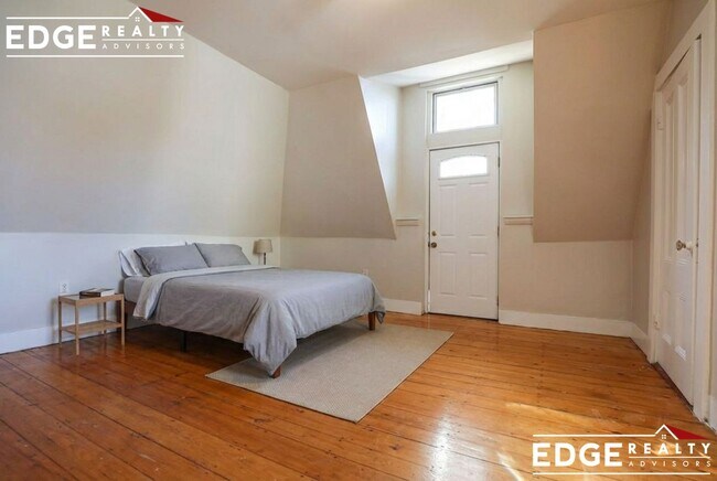 Photo - 30 Murdock St Unit 1