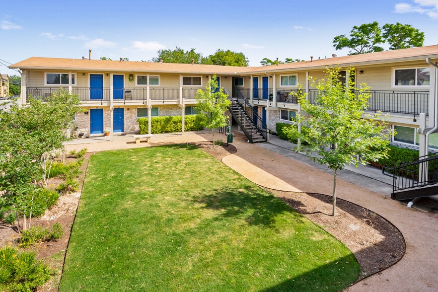 Monarch Apartments