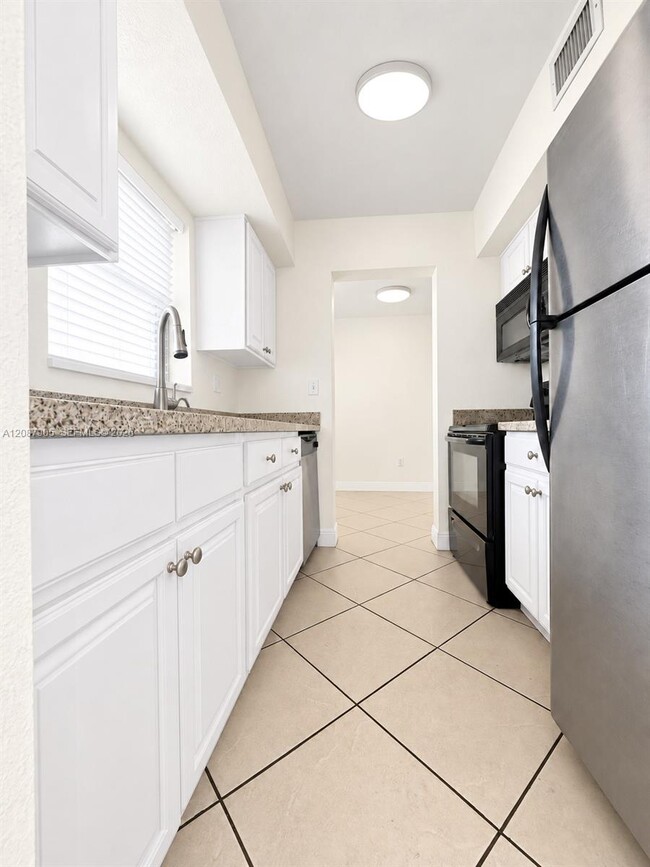 Photo - 8475 SW 94th St Unit 108E