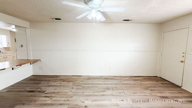 Photo - 2113 S Loop 289