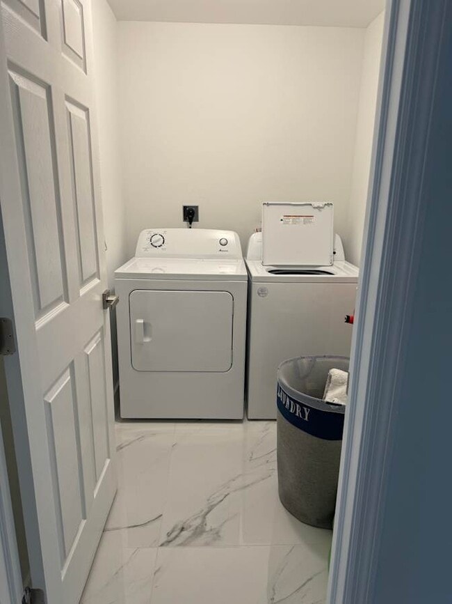 Photo - 16363 SW 61st Ln