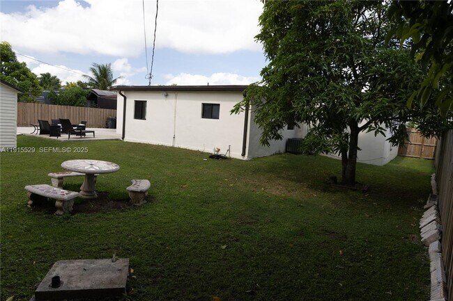 Photo - 14280 SW 285th St