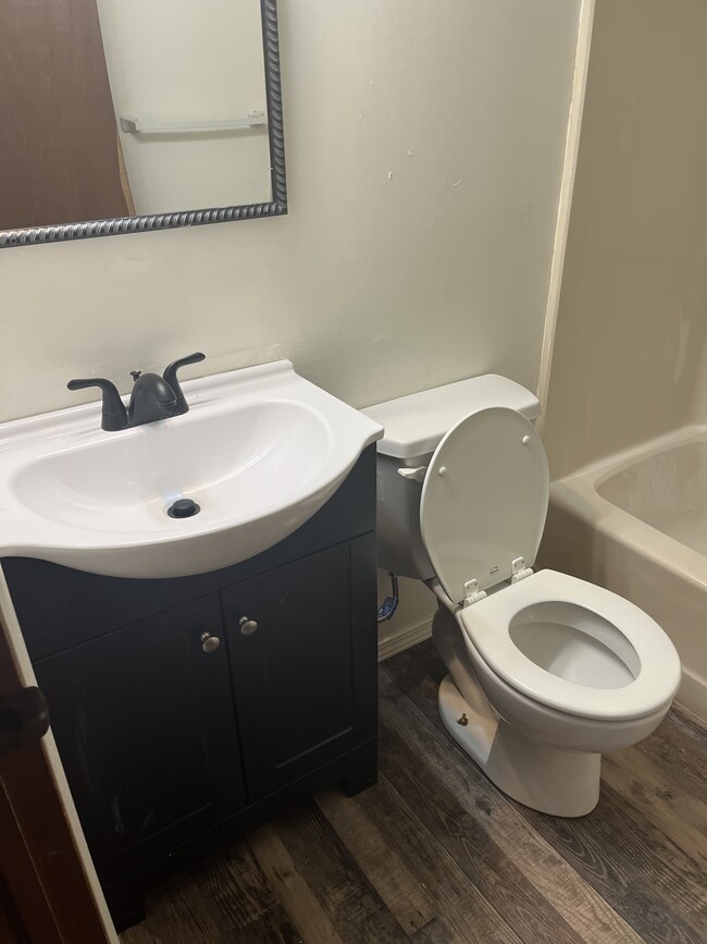 Photo - 229 N Duncan St Unidad 1