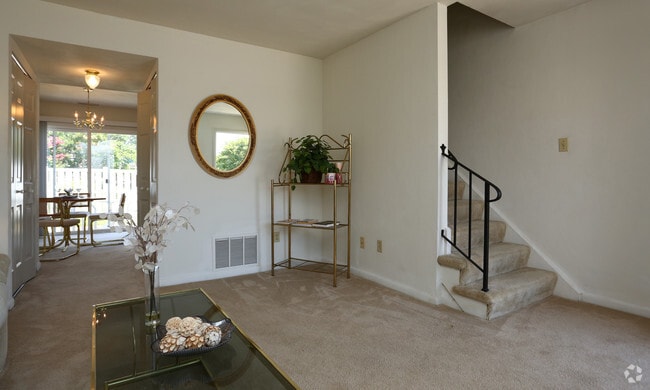 Photo - College Square Townhomes Apartments