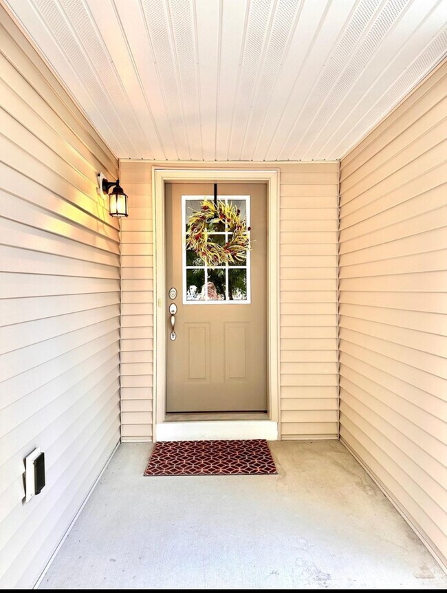 Photo - 3183 Frontier Dr