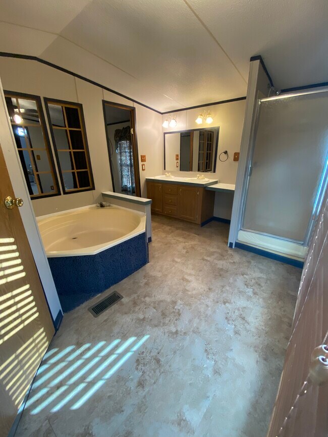 1103 Dunn St Rental For Rent in Hammon, OK