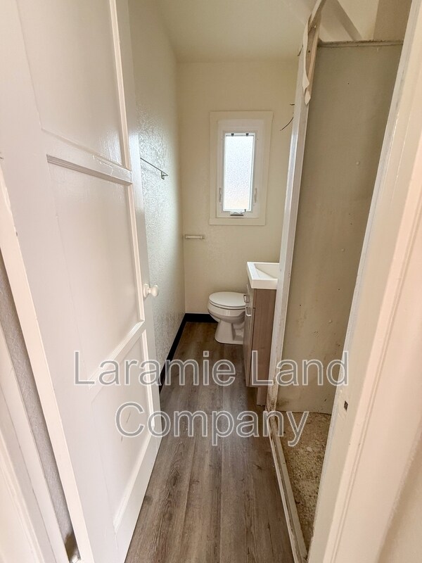 Photo - 857 N 4th St