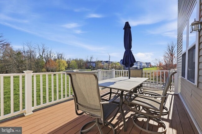Photo - 1700 Beacon Ln