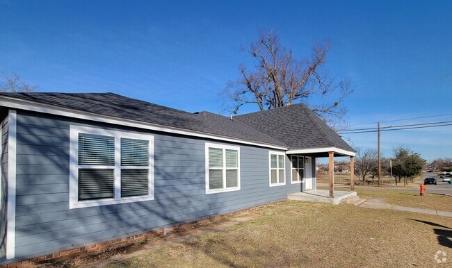 Building Photo - 4701 N McKinley Ave Rental