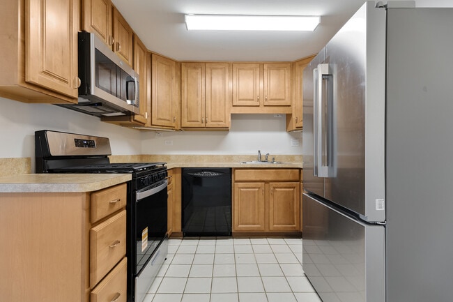 Photo - 117 Cotuit Ct
