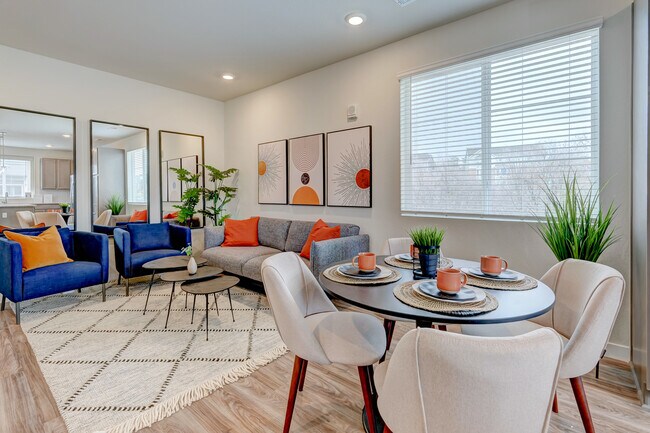 Photo - Canvas at Castle Rock