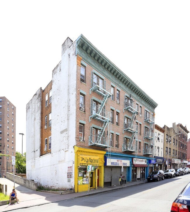 Primary Photo - 254-258 New Main St