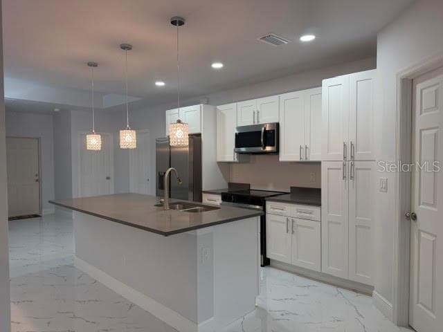 Photo - 744-746 Eisenhower Blvd