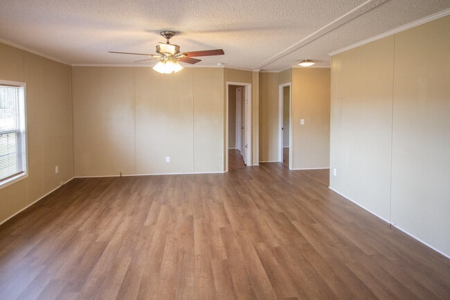 Photo - 9289 E River Dr