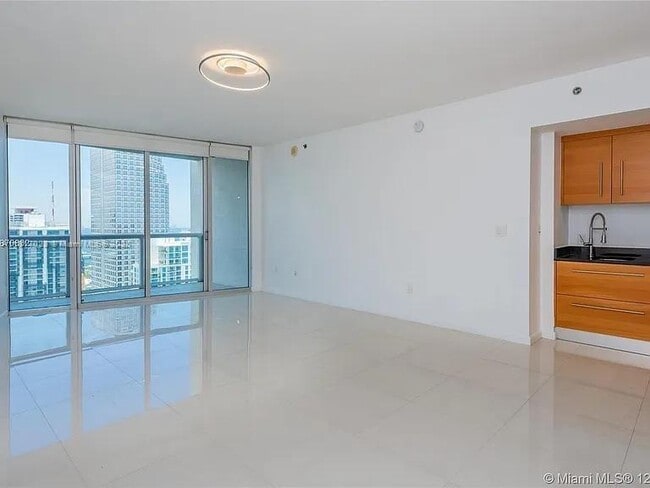 Photo - 475 Brickell Ave Condo Unit 4710