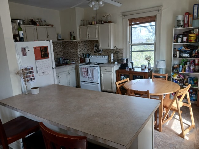 Photo - 2461 Fairview Ave Unit 2461 Fairview Ave