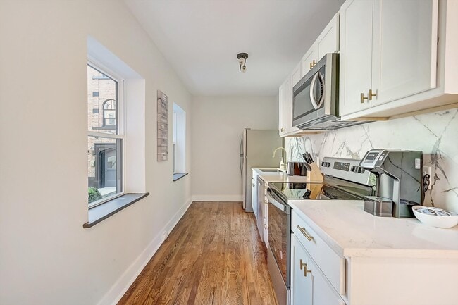 Victory Parkway Apartments - 3