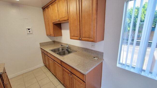 Photo - 6336 Tujunga Ave Unit 4