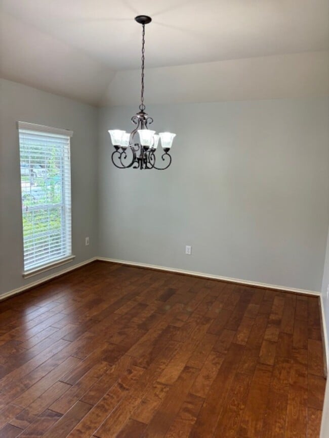Photo - 20531 Mauve Orchid Way