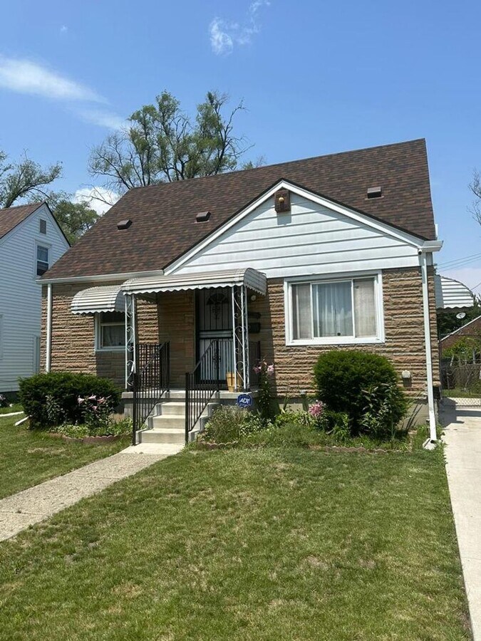 Now available: 3 bedroom accepts section 8 - Now available: 3 bedroom accepts section 8