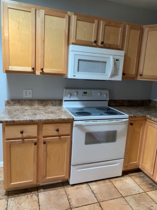 Photo - 627 Elati St