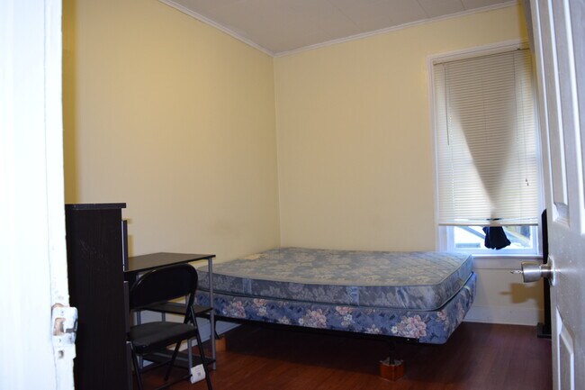Photo - 171.5 Murray St Unit First Floor