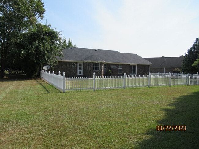 Photo - 6775 J J Roberts Dr