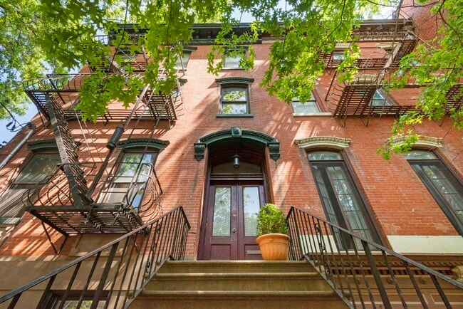 Photo - 116 Morris St