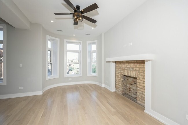 Photo - 1541 N Washtenaw Ave Unit 1