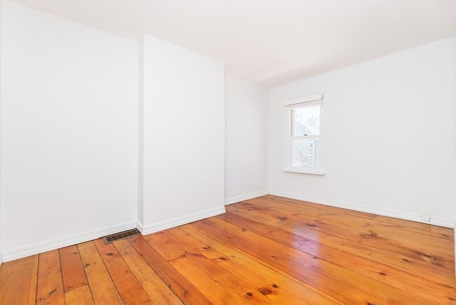 Photo - 4 Cogswell Pl