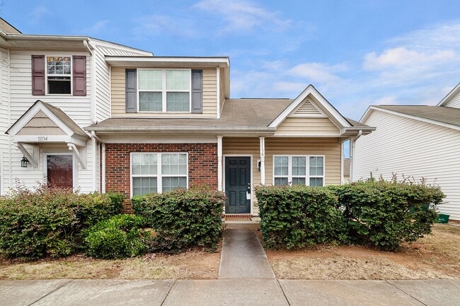 Photo - Master-on-Main End-Unit Townhome in Back Creek Villages!