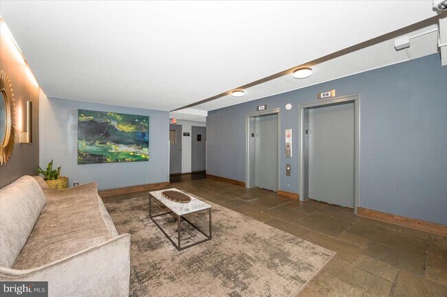 Photo - 4410 Oglethorpe St Unit 106