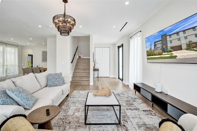 Photo - 1619 NW 11th Ave