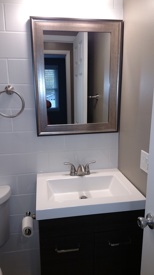 Newly Remodeled Bath