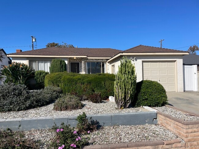 Building Photo - 4137 W 173rd St