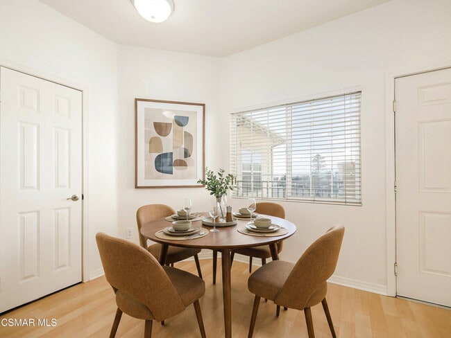 Photo - 1256 E Main St