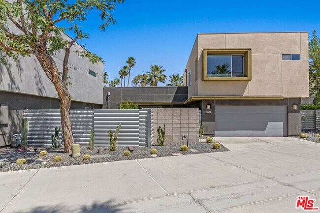 1052 Audrey Dr