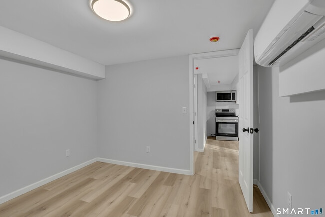 Photo - 194 Hartford Rd Unit D