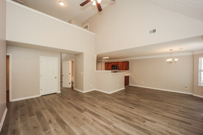 Photo - 41 St Charles Pl