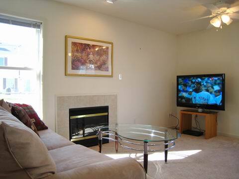 Photo - 2626 E Oaklawn Ct Unit 2626