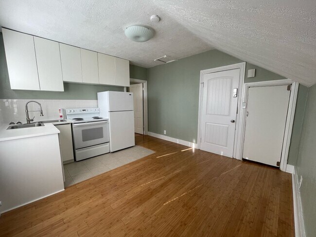 Photo - 214 S 100 W St Unit 1