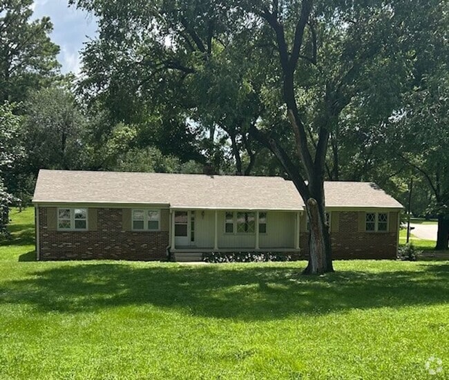 Building Photo - 3 BEDROOM IN COLUMBIA!! Rental