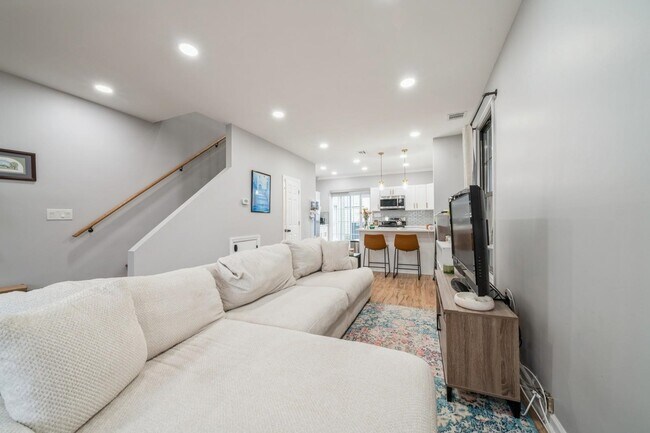 Photo - 318 2nd St Unit 2